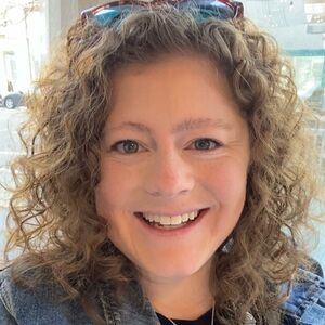 Meet your Posher, Eliza